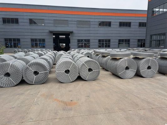 10 สายท่อสายไฟฟ้า เสริมเครือข่ายสําหรับน้ํามันน้ํามันก๊าซ Offshore เสริมชั้นคอนกรีตของท่อ
