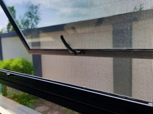 สแตนเลส 304 316 เครือข่ายความปลอดภัยโลหะสําหรับหน้าต่างและประตู