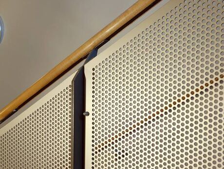 การออกแบบแบบยืดหยุ่นความแข็งแรงสูง เหมาะสําหรับระบบรั้วและระบบระบายอากาศ